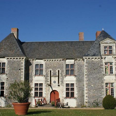 Chateau De La Fresnaye Bed & Breakfast Saint-Aubin-de-Luigné Екстериор снимка