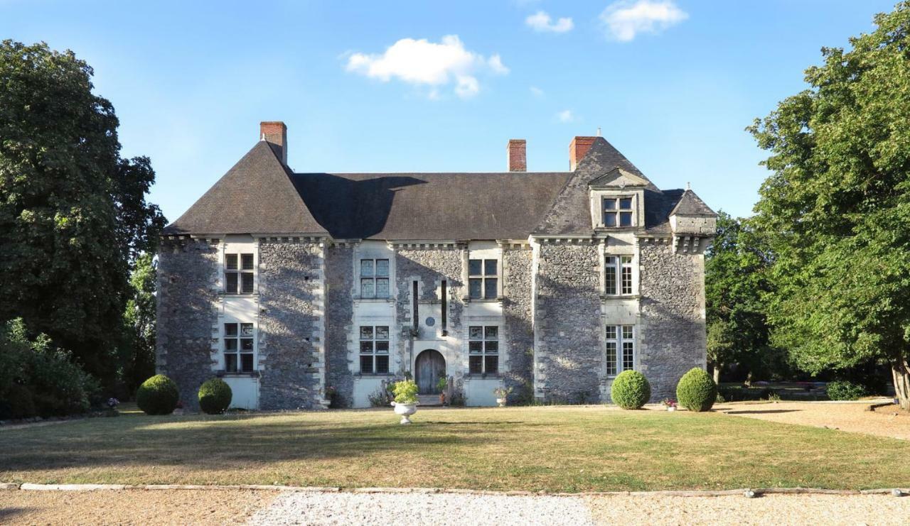 Chateau De La Fresnaye Bed & Breakfast Saint-Aubin-de-Luigné Екстериор снимка